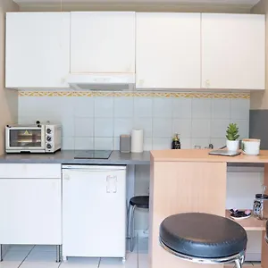 https://charming-studio-near-jean-mace.hotels-rhonealpes.com