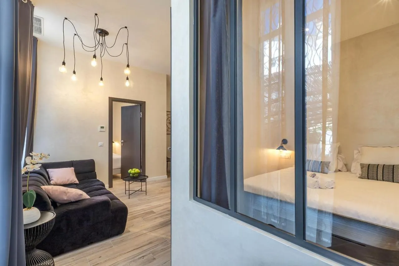 Résidence Montaigne - Luxurious - 350m Palais - LRA Cannes 0*,  France